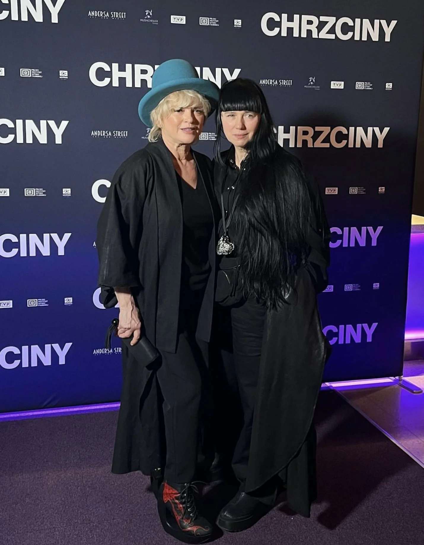 Przedpremiera filmu "Chrzciny". Aktorka, Katarzyna Figura. Kapelusz Marta Ruta. Stylizacja włosów Jaga Hupało, kimono Anna Hupało Sikorska, zdobienia butów Antonia Wolff.