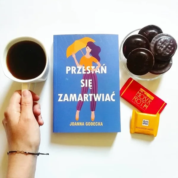 Joanna Godecka jest terapeutką i pisarką. Spod jej ręki wyszła niejedna książka o tematyce motywacyjnej