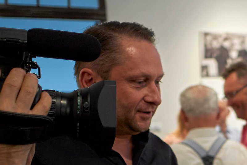 Kamil Durczok uroczyście zaprezentował swój portal. Jutro rankiem Silesion.pl zaczyna emisję programów.