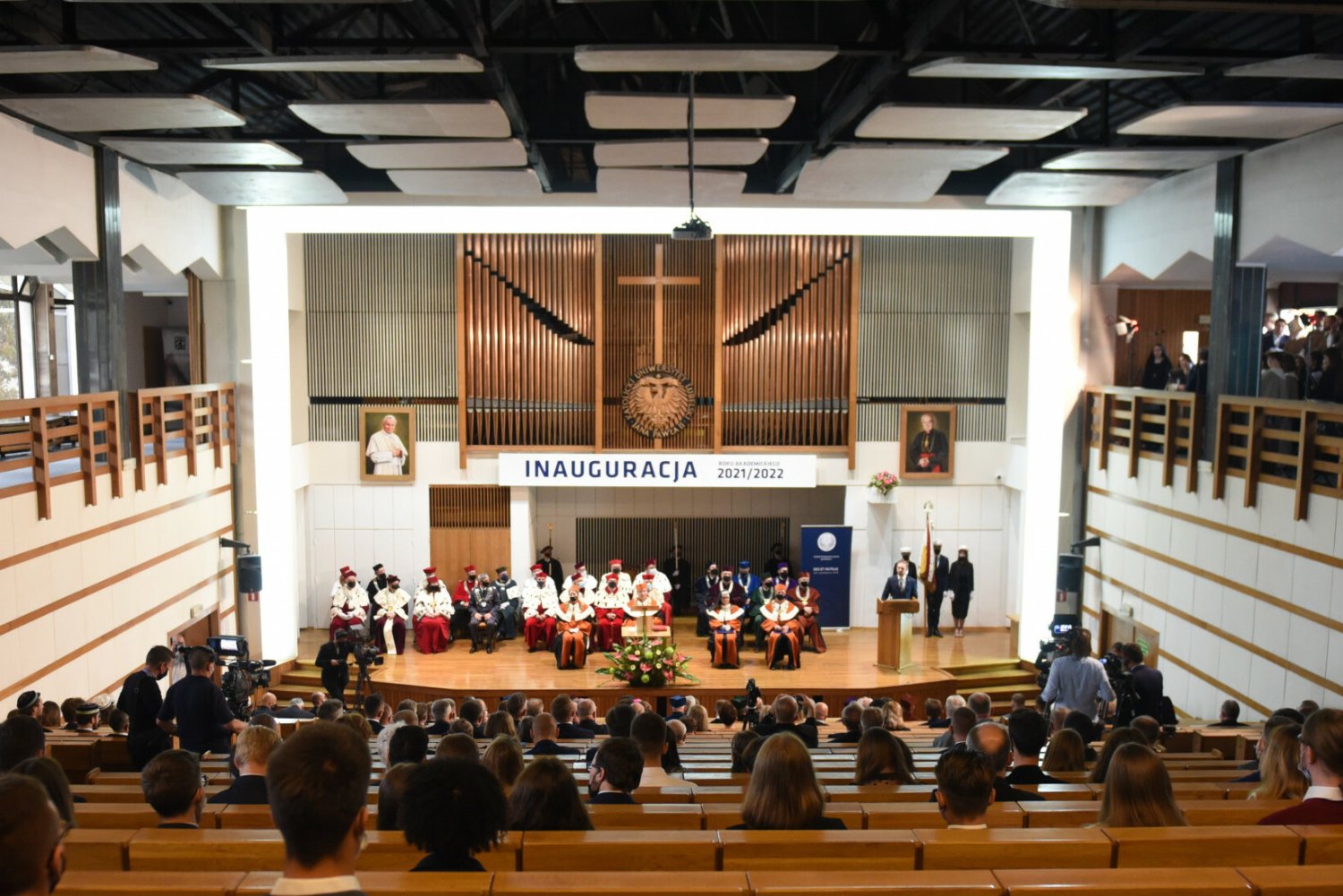 Wielu studentów KUL stanęło w obronie dziekana wydziału prawa, który krytykował wyrok TK. Czy spotkały ich za to "represje"?