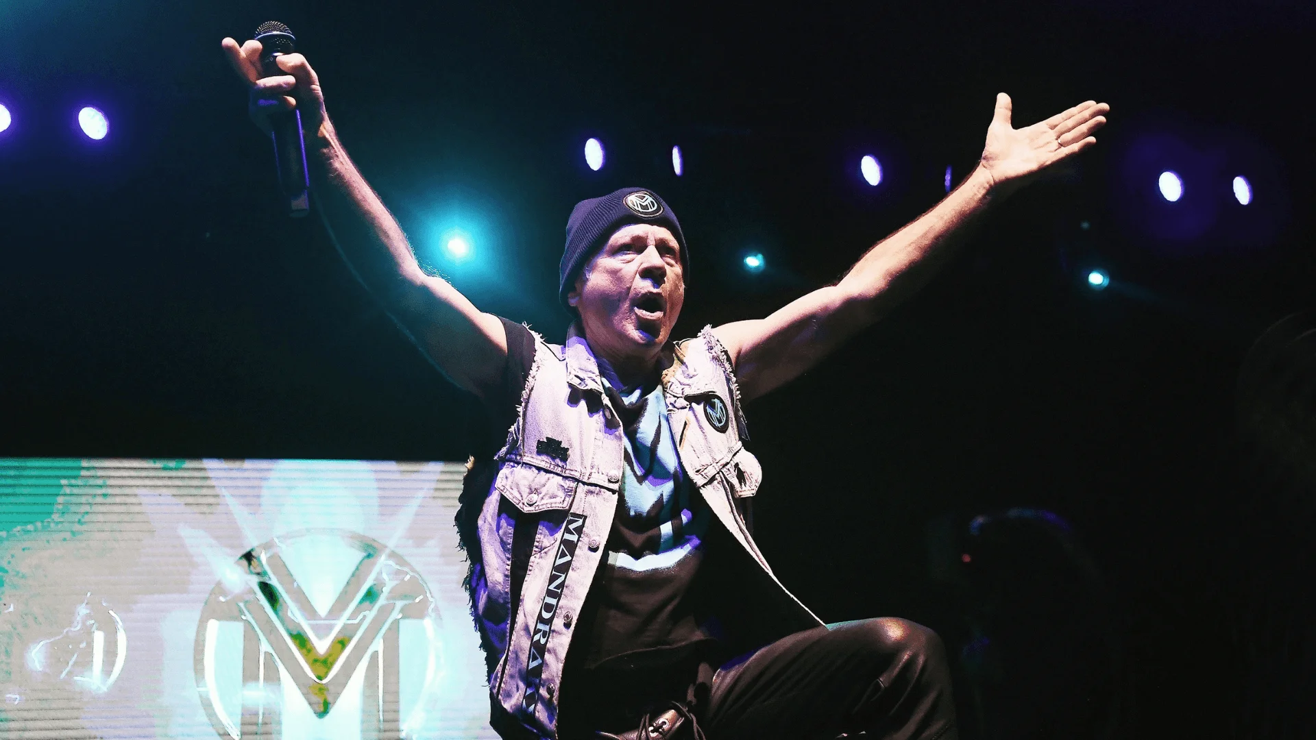 Bruce Dickonson