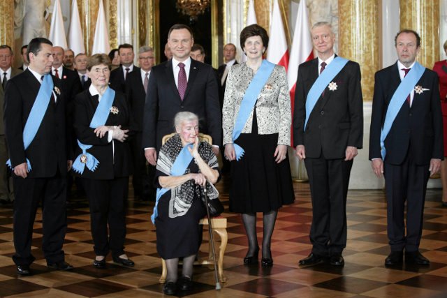 Trzy osoby z sześciu uhonorowanych 3 maja tego roku Orderem Orła Białego weszło w skład nowej kapituły odznaczenia.