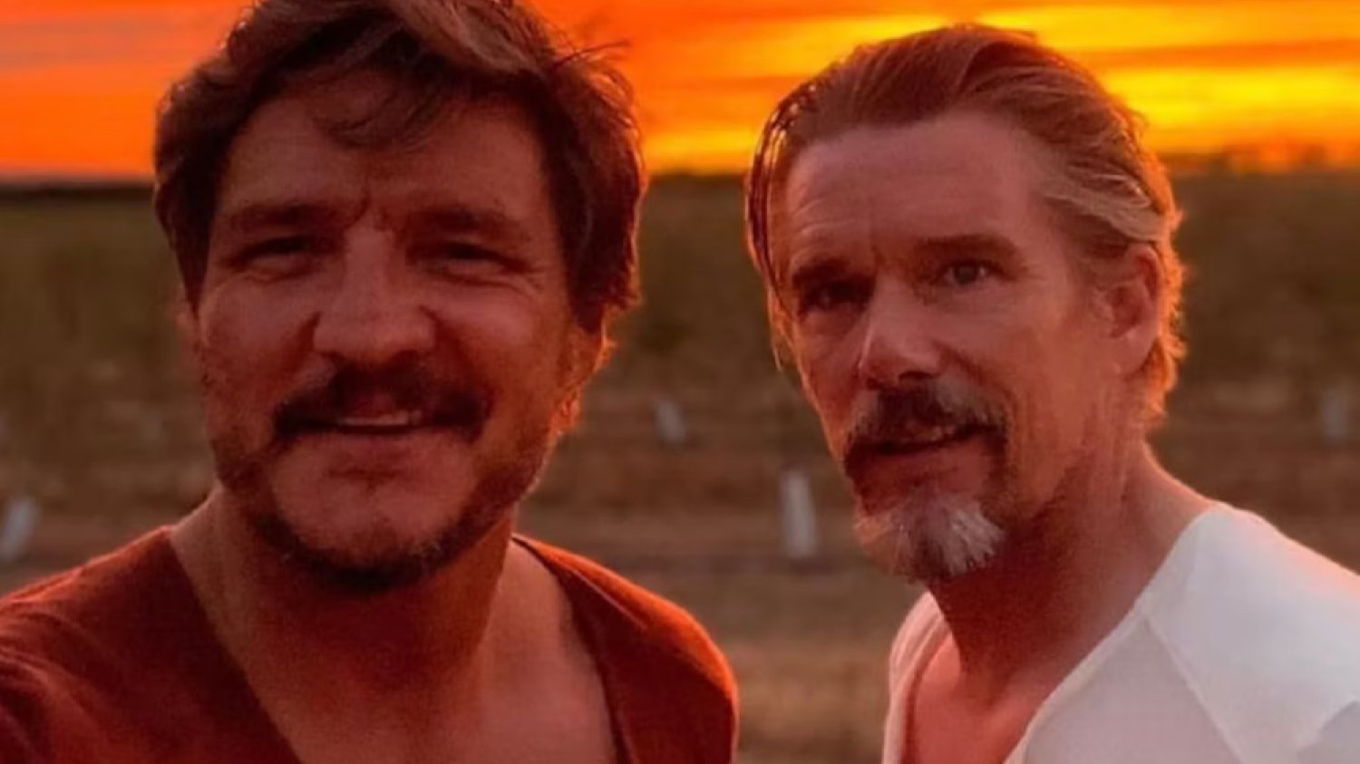 "Strange Way of Life" Pedro Pascal, Pedro Almodovar, Ethan Hawke Pedro Pascal i Ethan Hawke