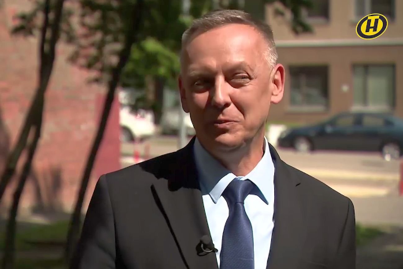 Sędzia Szmydt czaruje Białorusinów i sugeruje, że wywiózł z Polski różne tajne dokumenty