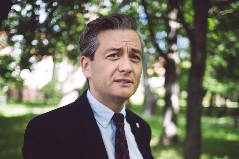 Pierwsza porażka Biedronia w Słupsku? Chciał parytetów... w nazwach ulic. "Sprzeczne z rozsądkiem"