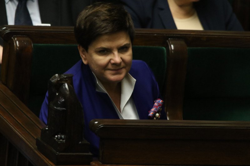 Wiadomo, co rząd robi na komitecie społecznym. Można się śmiać, zalewając jednocześnie gorzkimi łzami.