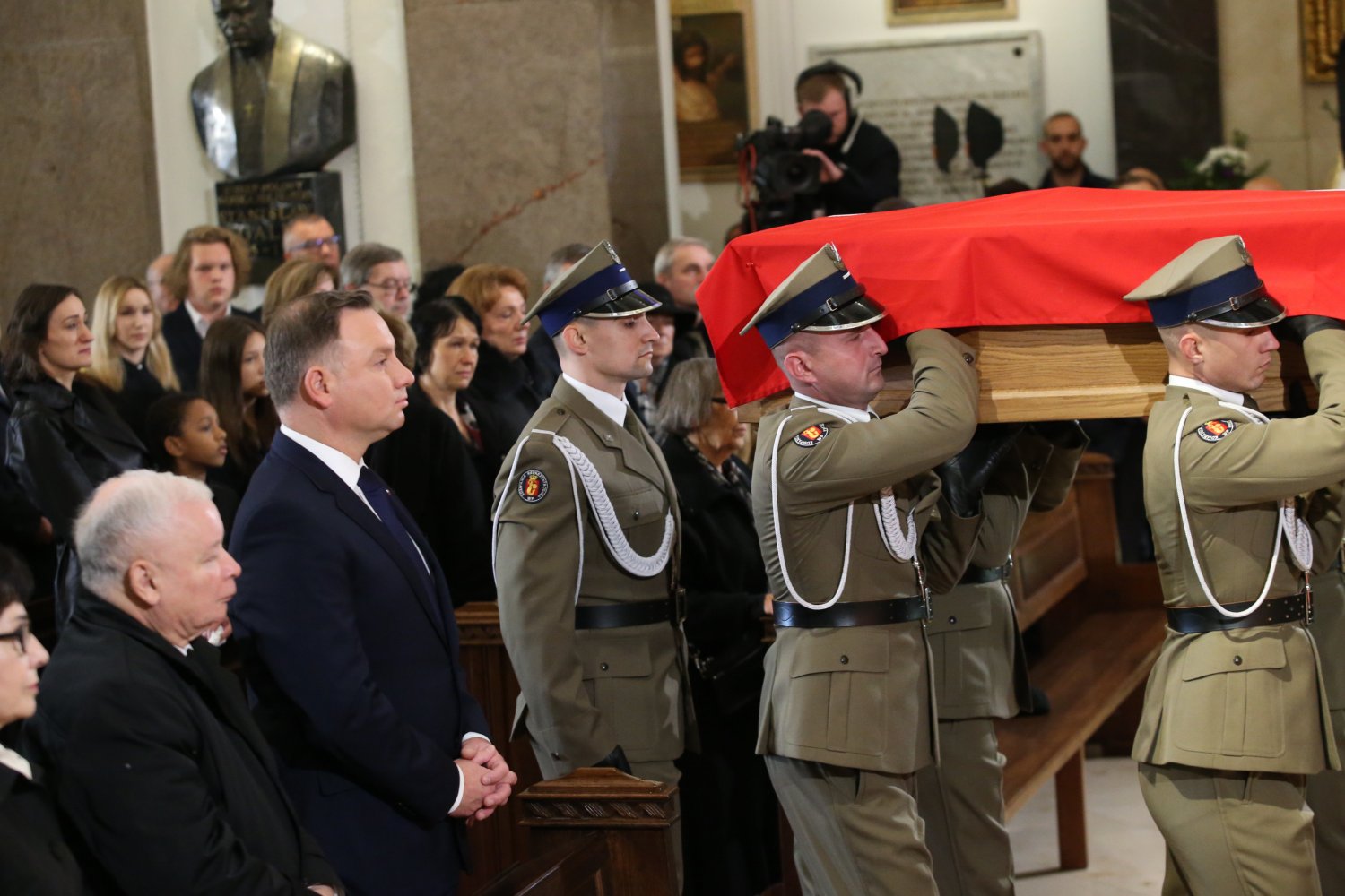 Msza pogrzebowa Kornela Morawieckiego w Katedrze Polowej Wojska Polskiego w Warszawie.