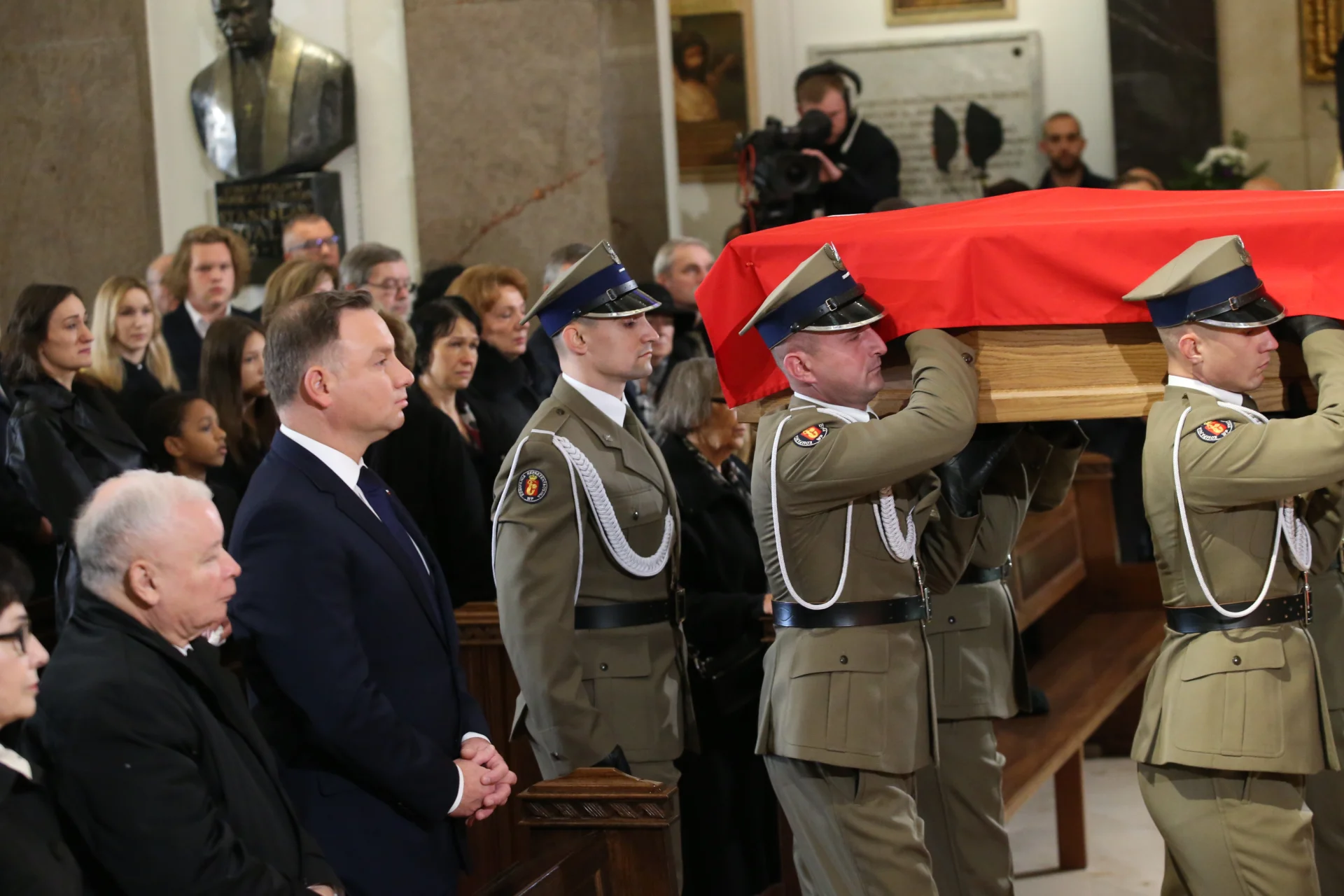 Msza pogrzebowa Kornela Morawieckiego w Katedrze Polowej Wojska Polskiego w Warszawie.