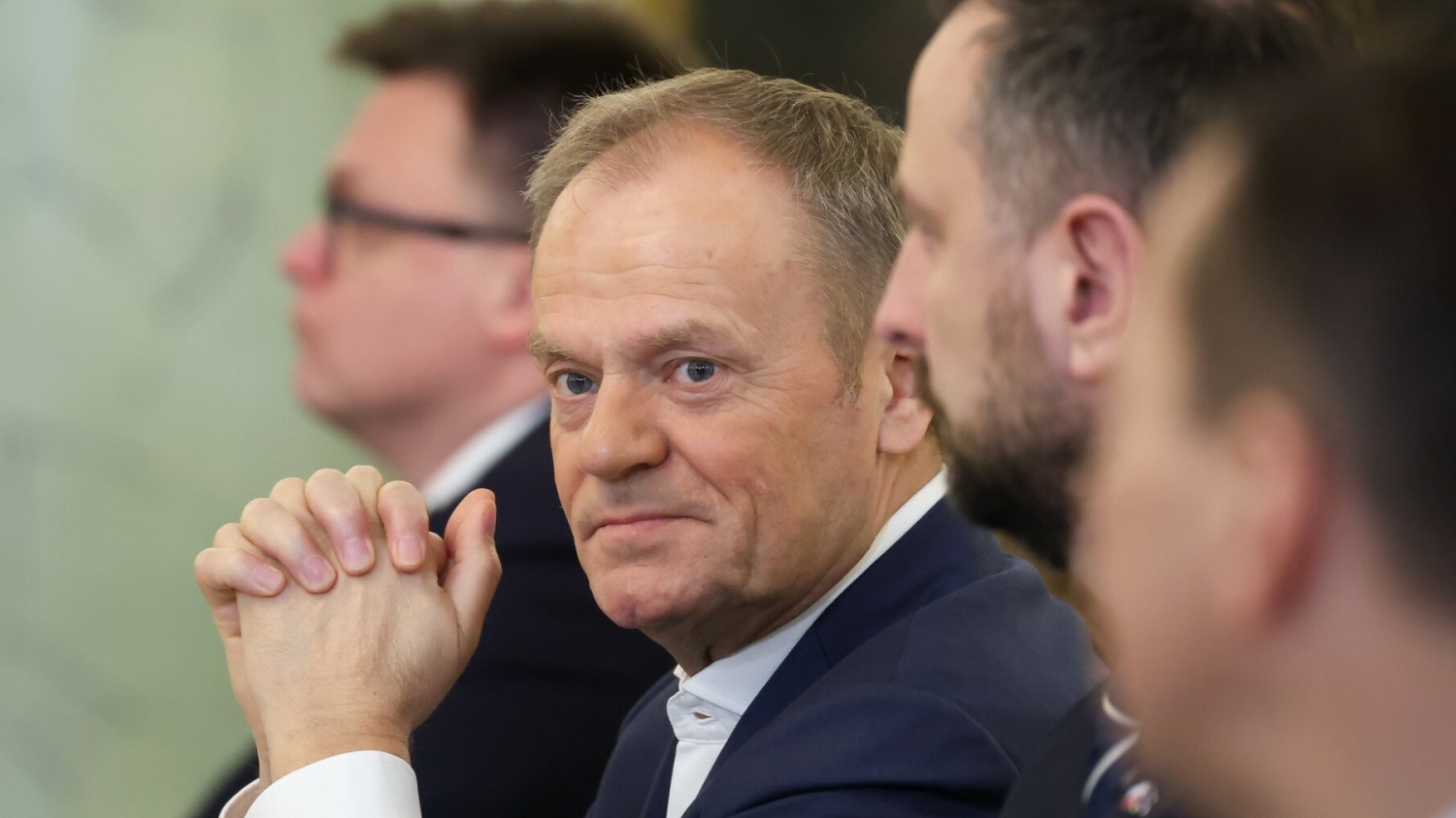 Sondaż. KO na czele stawki, zaskakujące wyniki koalicjantów.