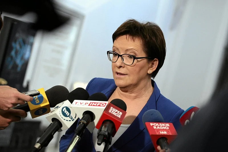 Ewa Kopacz mogłaby być dla PO idealnym przywódcą na dobre czasy. W twardej walce o utrzymanie władzy wydaje się być zagubiona.