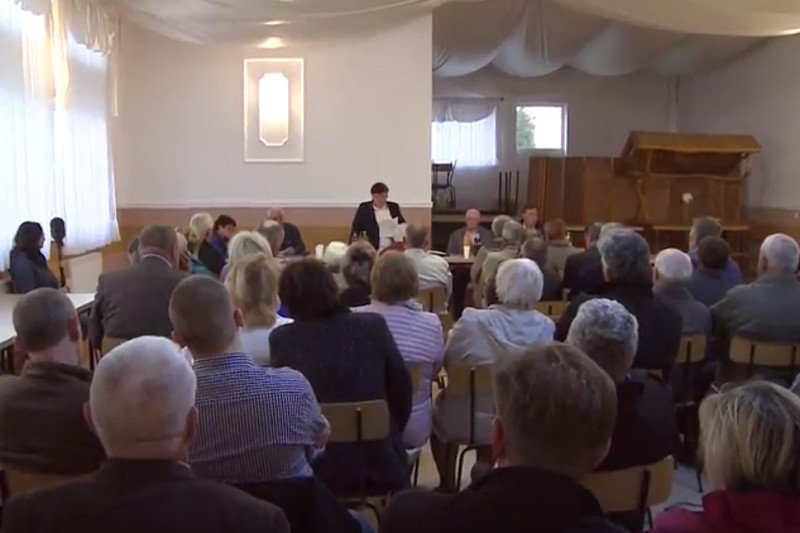 Screen z reportażu "Latająca cebula" w Magazynie Ekspresu Reporterów.