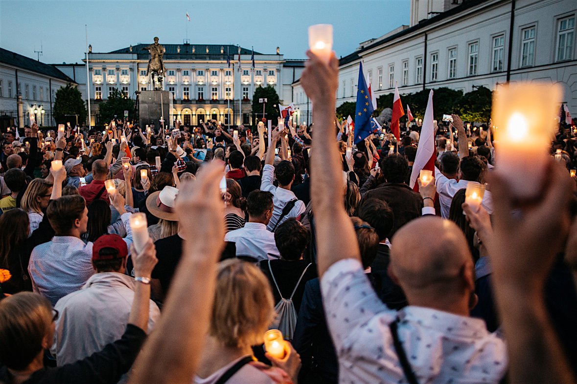 Kto wygrał wojnę o niezależne sądy? Polacy nie mają wątpliwości, że... nie ma kogoś takiego.