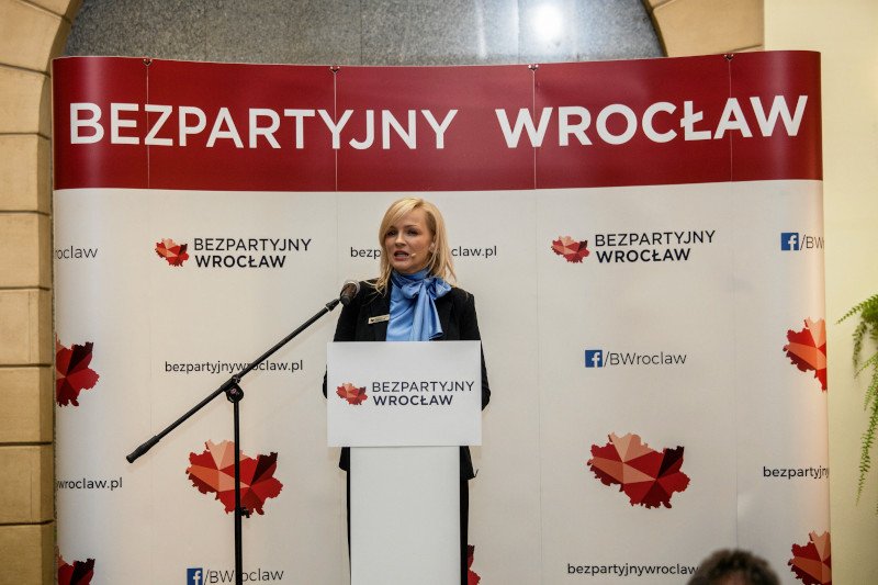 Bezpartyjni samorządowcy podjęli decyzję o samodzielnym starcie w nadchodzących wyborach parlamentarnych.