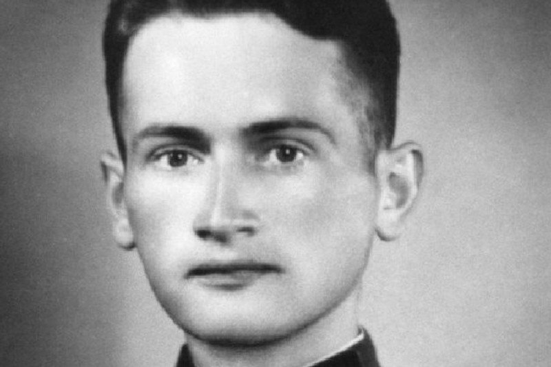 Wojciech Jaruzelski w mundurze LWP w czasach II wojny światowej.