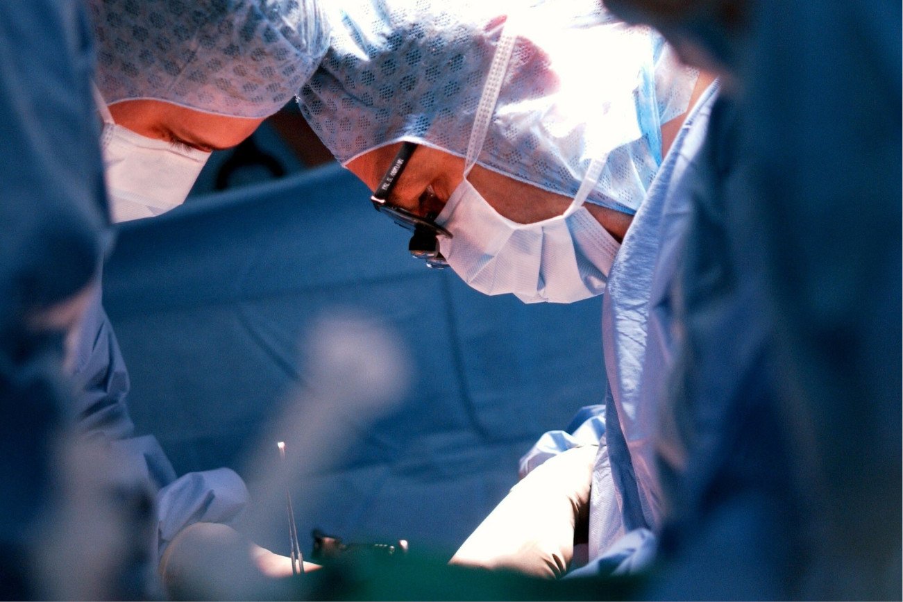 Porozumienie Rezydentów punktuje braki na nowo otwartych kierunkach lekarskich. Sami studenci już myślą o przenoszeniu się na Uniwersytety Medyczne.