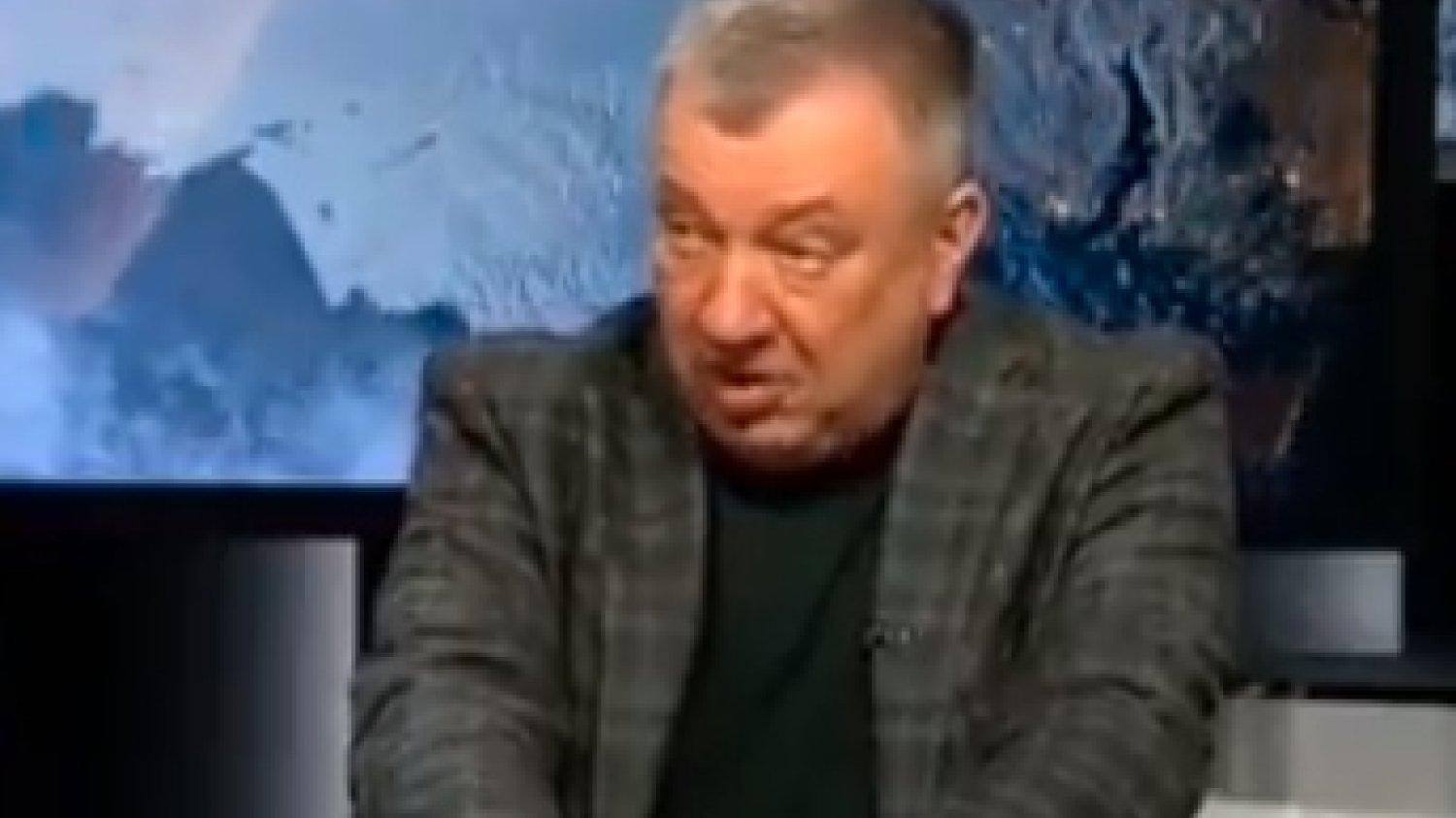 Rosyjski deputowany mówi o tym, że Polska szykuje się do wojny.