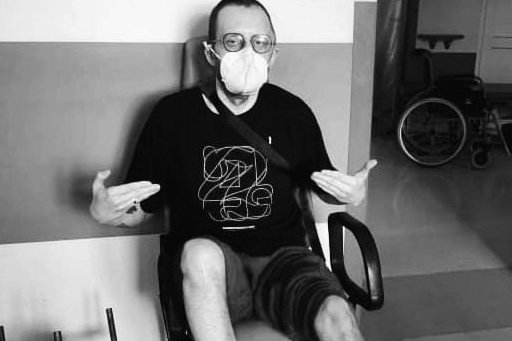 Raper i copywriter Karol "Pjus" Nowakowski zmarł.