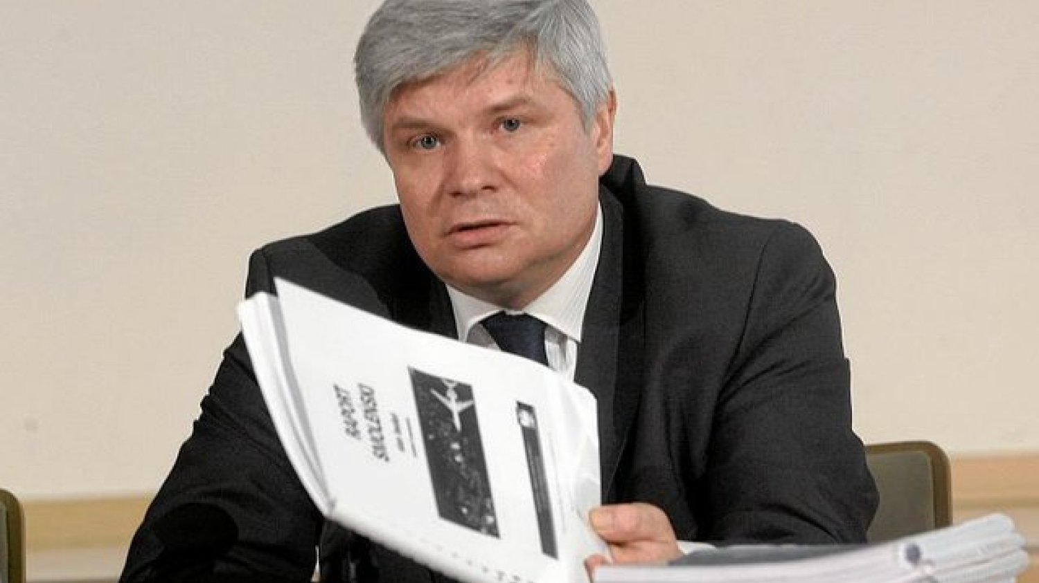 Dr. Maciej Lasek, były szef Komisji Badania Wypadków Lotniczych ocenia, że zamachowy mit smoleński stworzony przez Macierewicza chyli się ku upadkowi