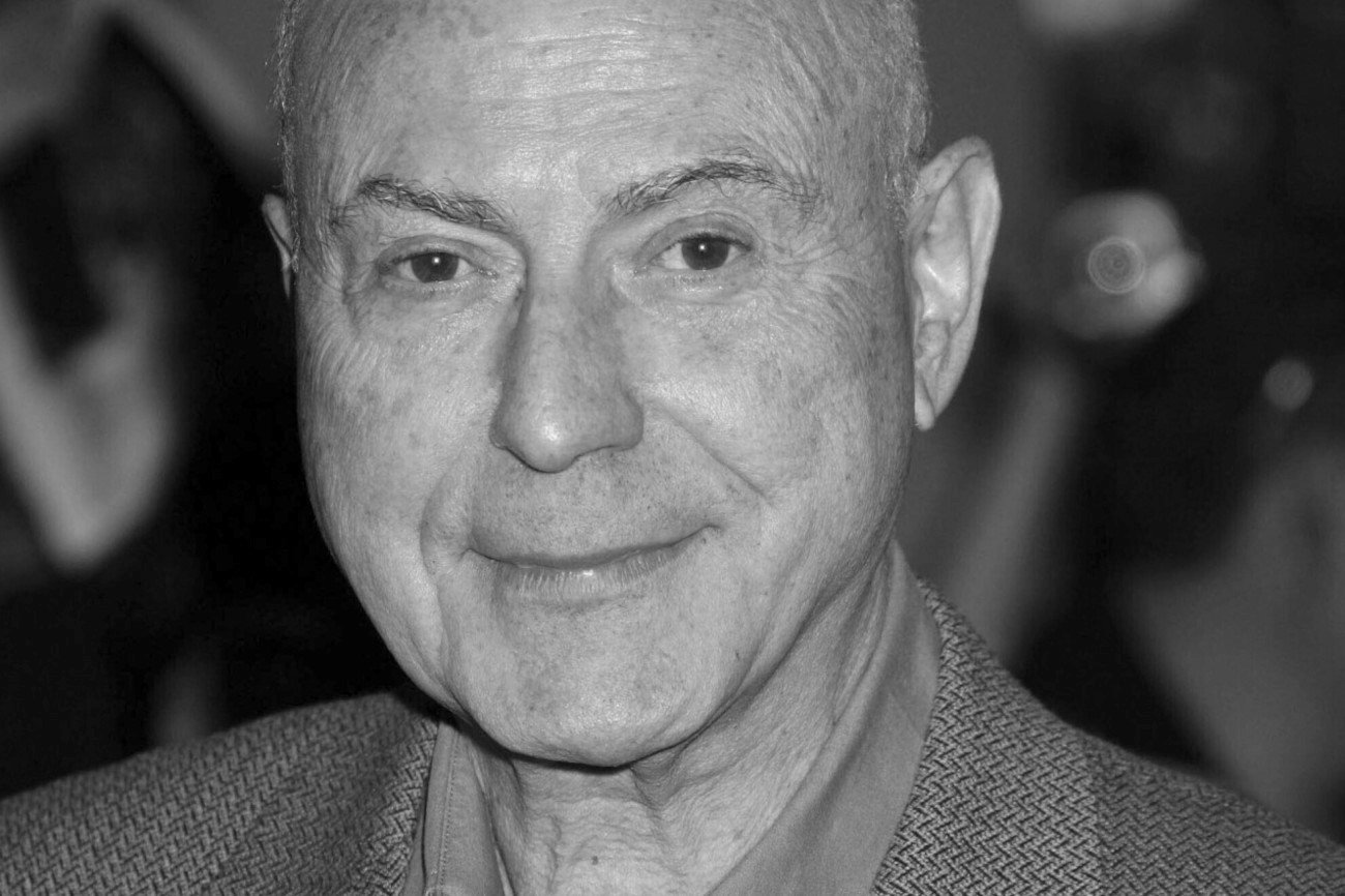 Alan Arkin nie żyje.