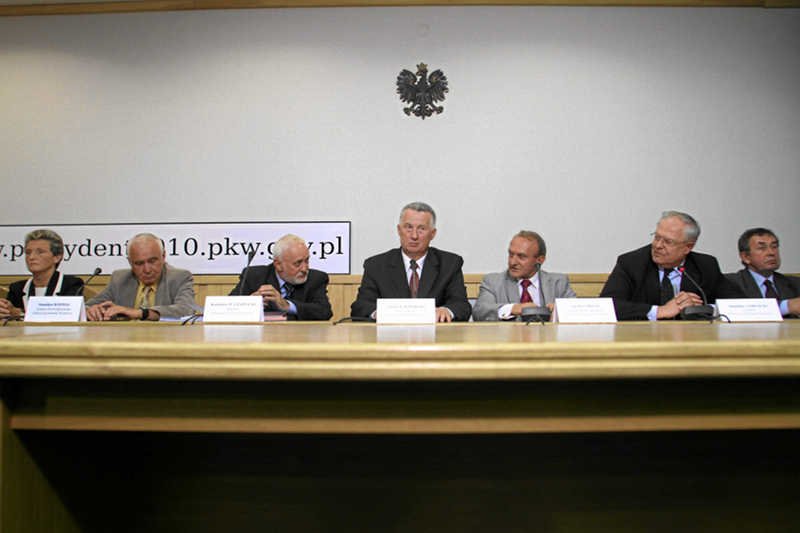 Państwowa Komisja Wyborcza nie nadąża za współczesnymi mediami.