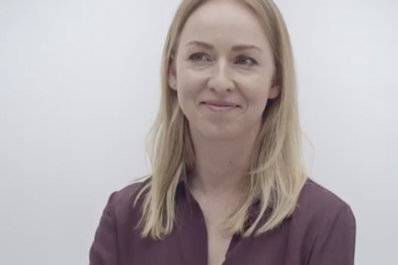 Urszula Brzezińska-Hołownia, żona Szymona Hołowni, włączyła się w kampanię i opublikowała spot pt. "Od kobiet, dla kobiet".