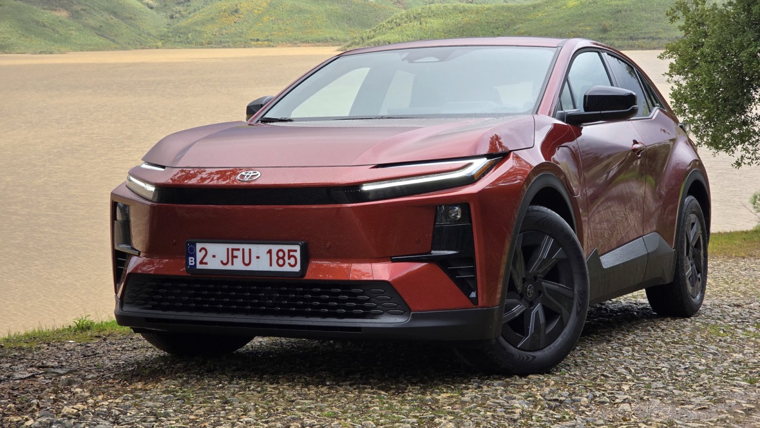Toyota zszokowała rynek samochodów elektrycznych w