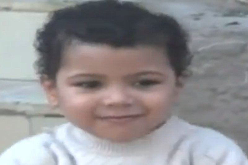 Zdaniem egipskiego sądu ten chłopiec usiłował zabić 12 osób.