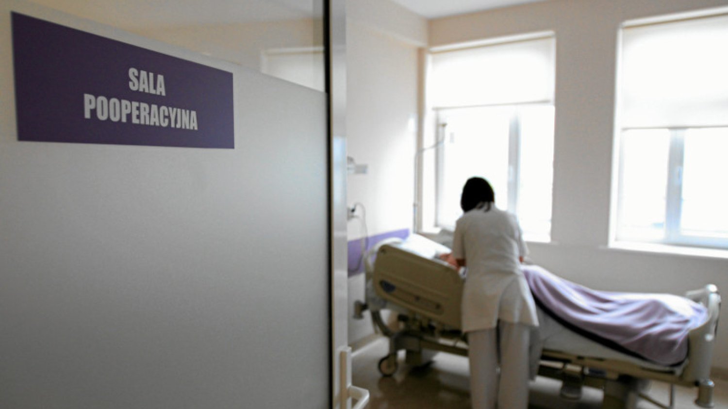 Leczenie odleżyn potrafi kosztować, tyle co samochód.