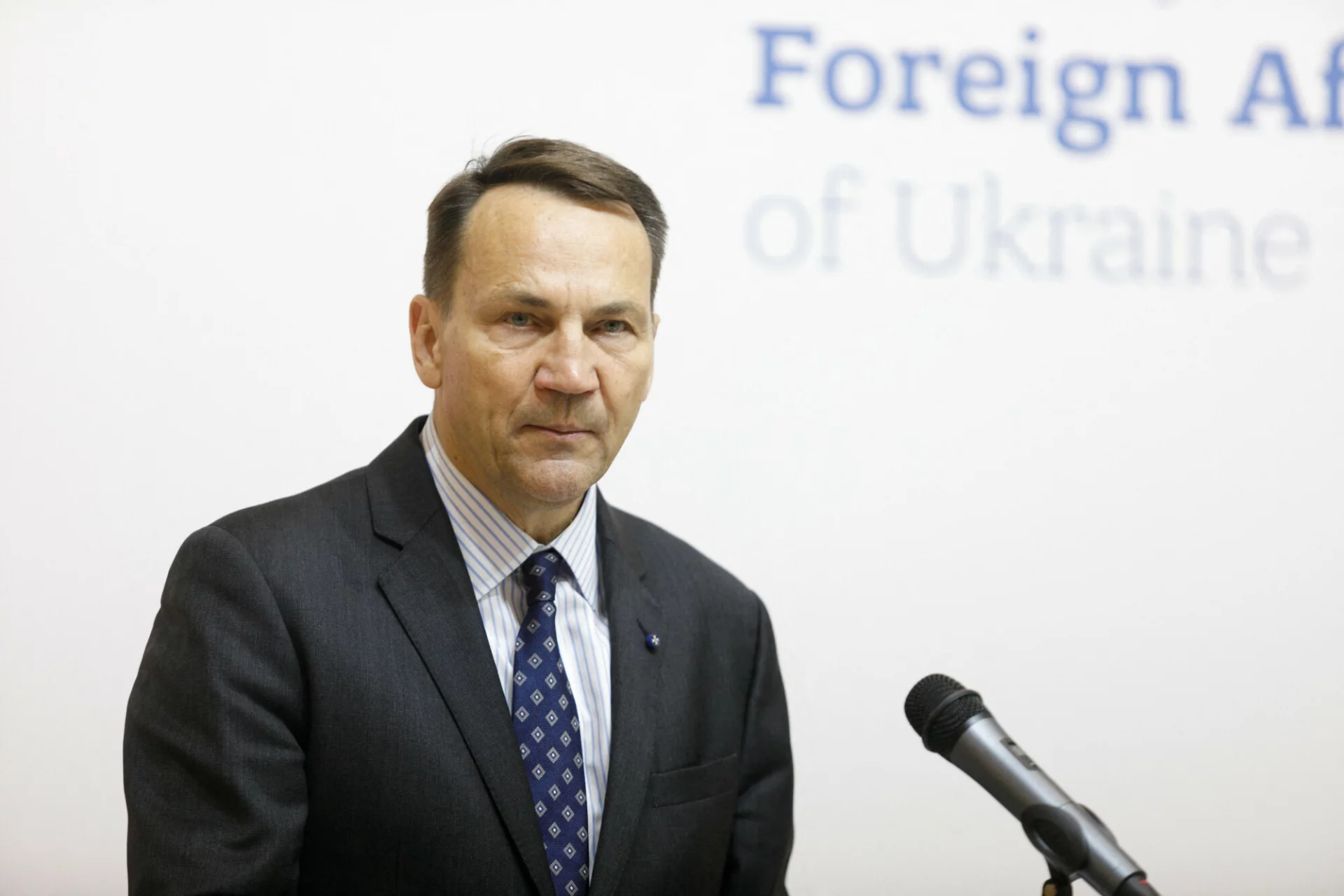 Minister spraw zagranicznych Radosław Sikorski w Kijowie.