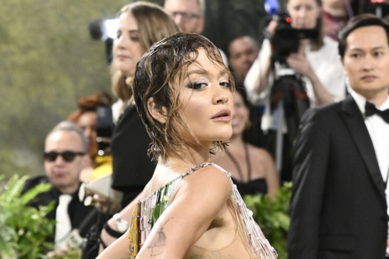 Rita Ora na tegorocznej Gali MET.