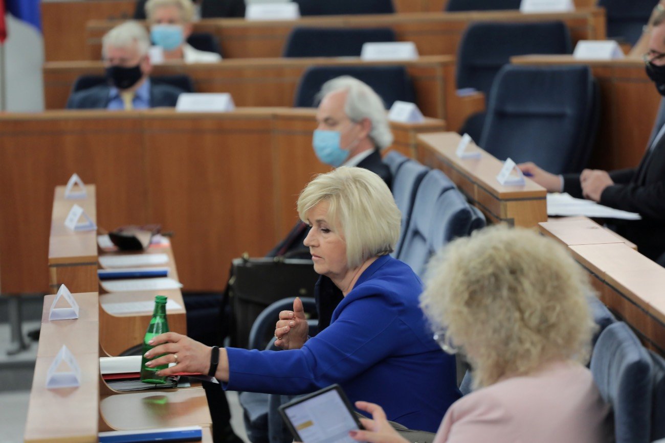 Senat w głosowaniu odrzucił kandydaturę Staroń na RPO.