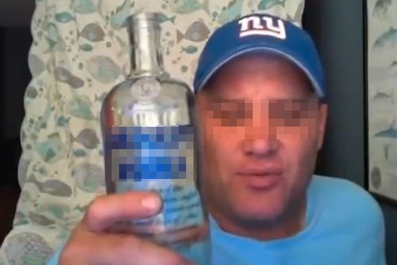 Internetowa gra alkoholowa Neknomination mogła się przyczynić do śmierci dwóch osób.