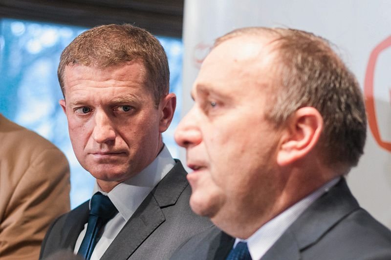 Ireneusz Raś nie sili się już na dyplomatyczne słowa o sytuacji w PO. Wprost powiedział, że Grzegorz Schetyna powinien podać się do dymisji.