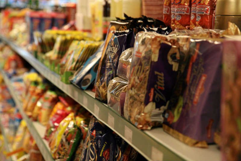 Przedsiębiorcy już próbują zrekompensować sobie koszty podatku handlowego.