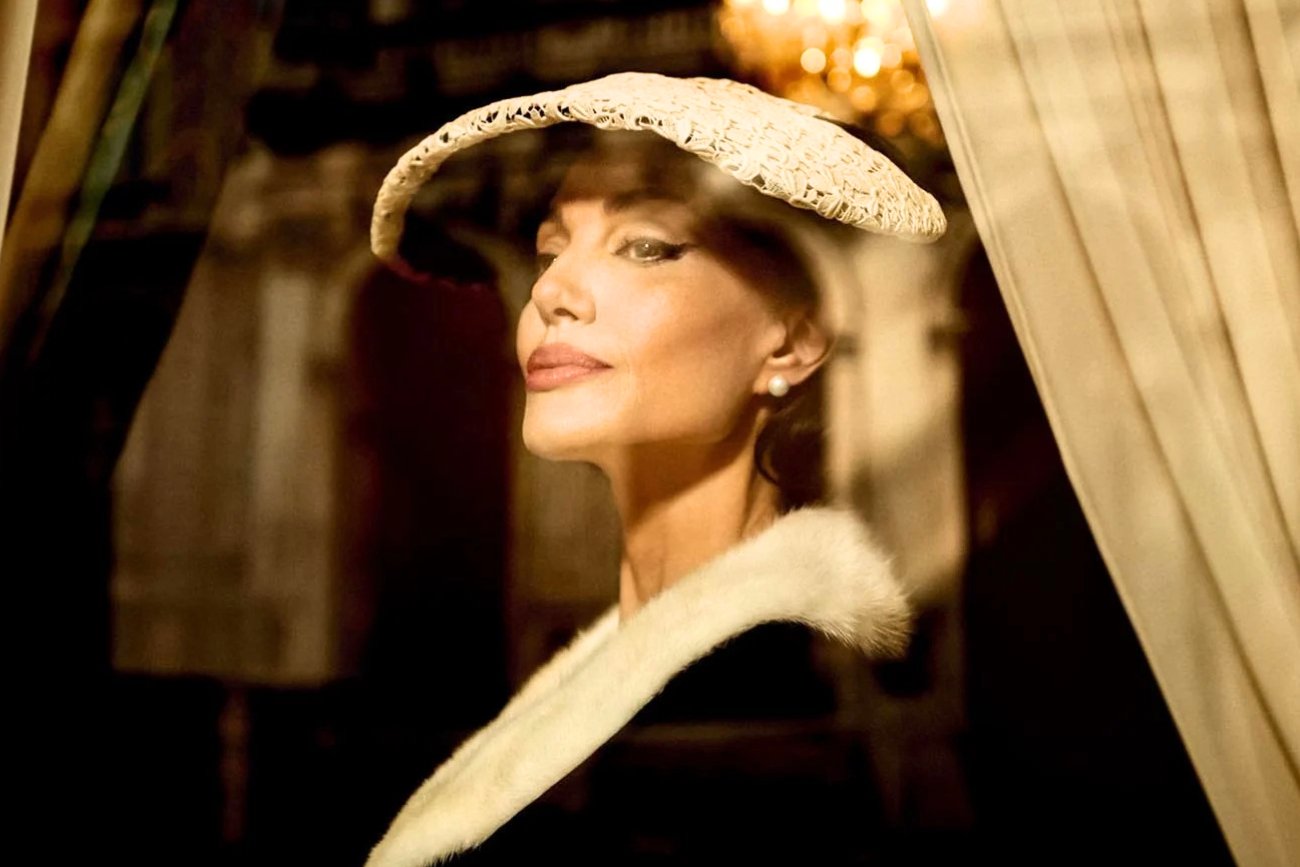 Gdzie obejrzeć film "Maria Callas"? Angelinie Jolie należał się Oscar (VOD)