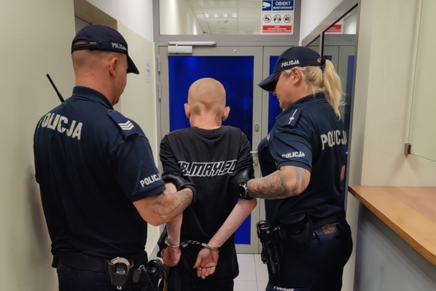 42-latek chciał wepchnąć kobietę pod metro. Ujawniono nowe informacje o sprawcy