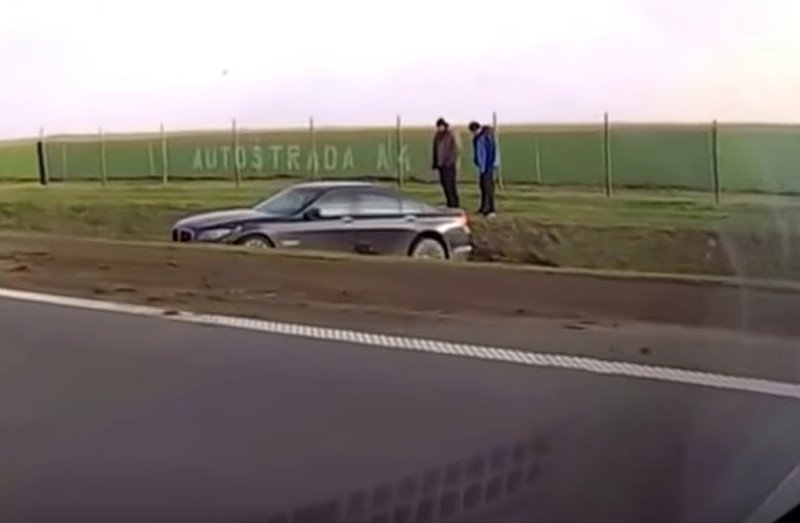 Widok w okien przejeżdżających kierowców.