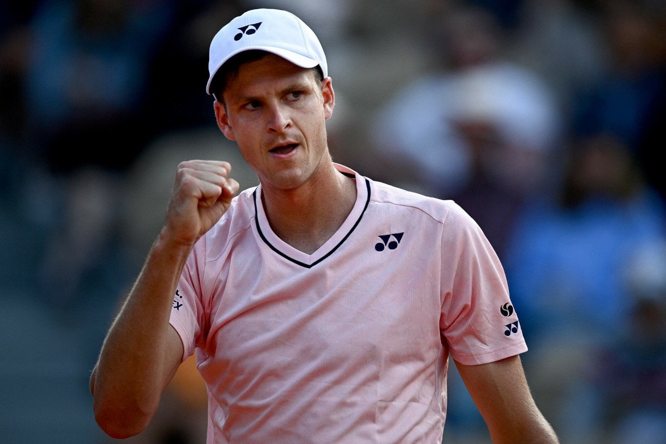 Hubert Hurkacz awansował do IV rundy wielkoszlemowego Rolanda Garrosa. Polak w Paryżu jest w wysokiej formie.