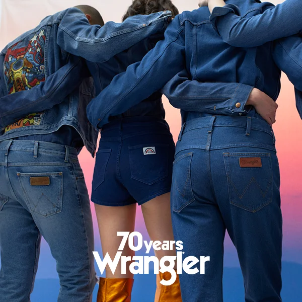 Wrangler obchodzi 70 lat - z okazji swoich okrągłych urodzin marka wypuściła kolekcję inspirowaną latami siedemdziesiątymi.