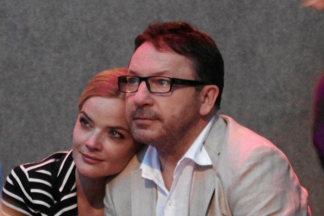 Monika i Zbigniew Zamachowscy mają mieć duże kłopoty finansowe, informuje "Super Express".