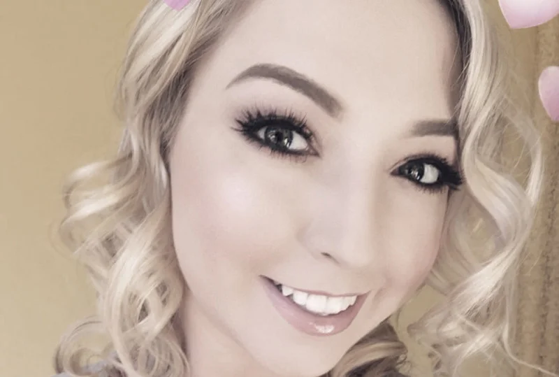 Kolejna tajemnicza śmierć gwiazdy porno. Nie żyje Zoe Parker, miała 24 lata.