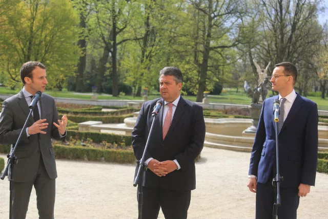 Emmanuel Macron z wicepremierem Mateuszem Morawieckim.