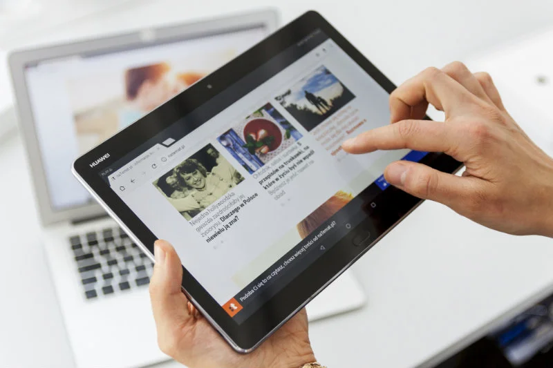 HUAWEI MediaPad M3 Lite - tablet z aspiracjami? Sprawdzimy