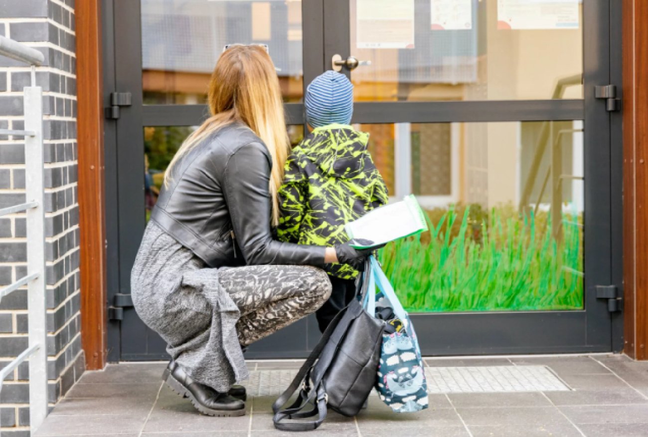 "Rodzice stają się marionetką dziecka". Po 8 latach pracy w żłobkach punktuje "nowoczesne matki".