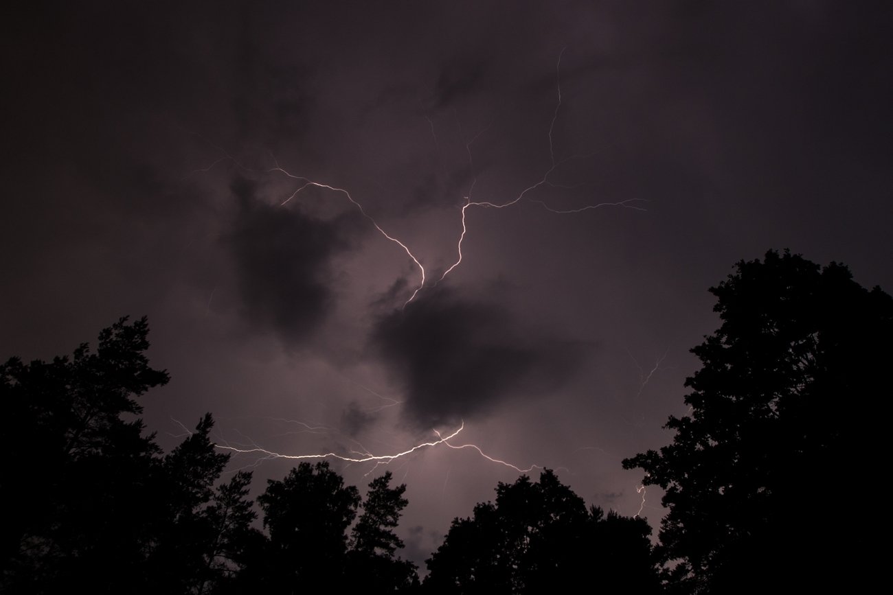 Od wtorku mają pojawić się potężne burze.