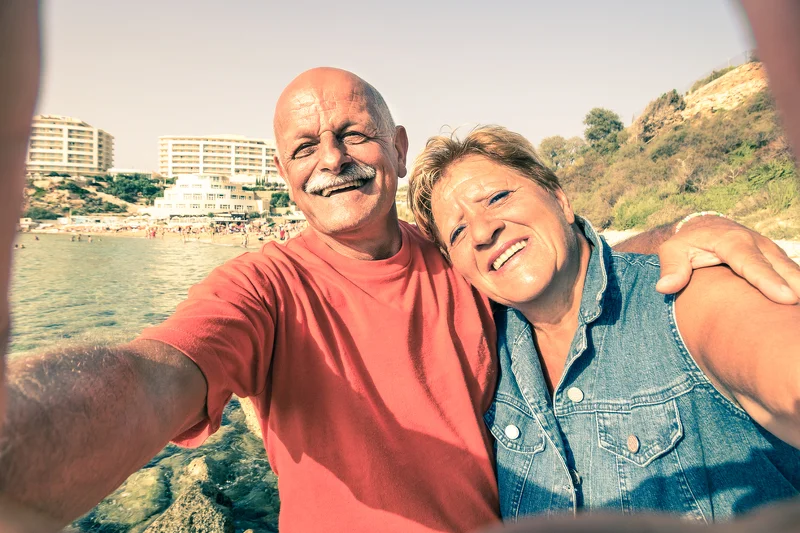 Zarabiaj na seniorach i to bez wyjeżdżania z kraju. Bogaci Niemcy i Szwajcarzy dobrze zapłacą
