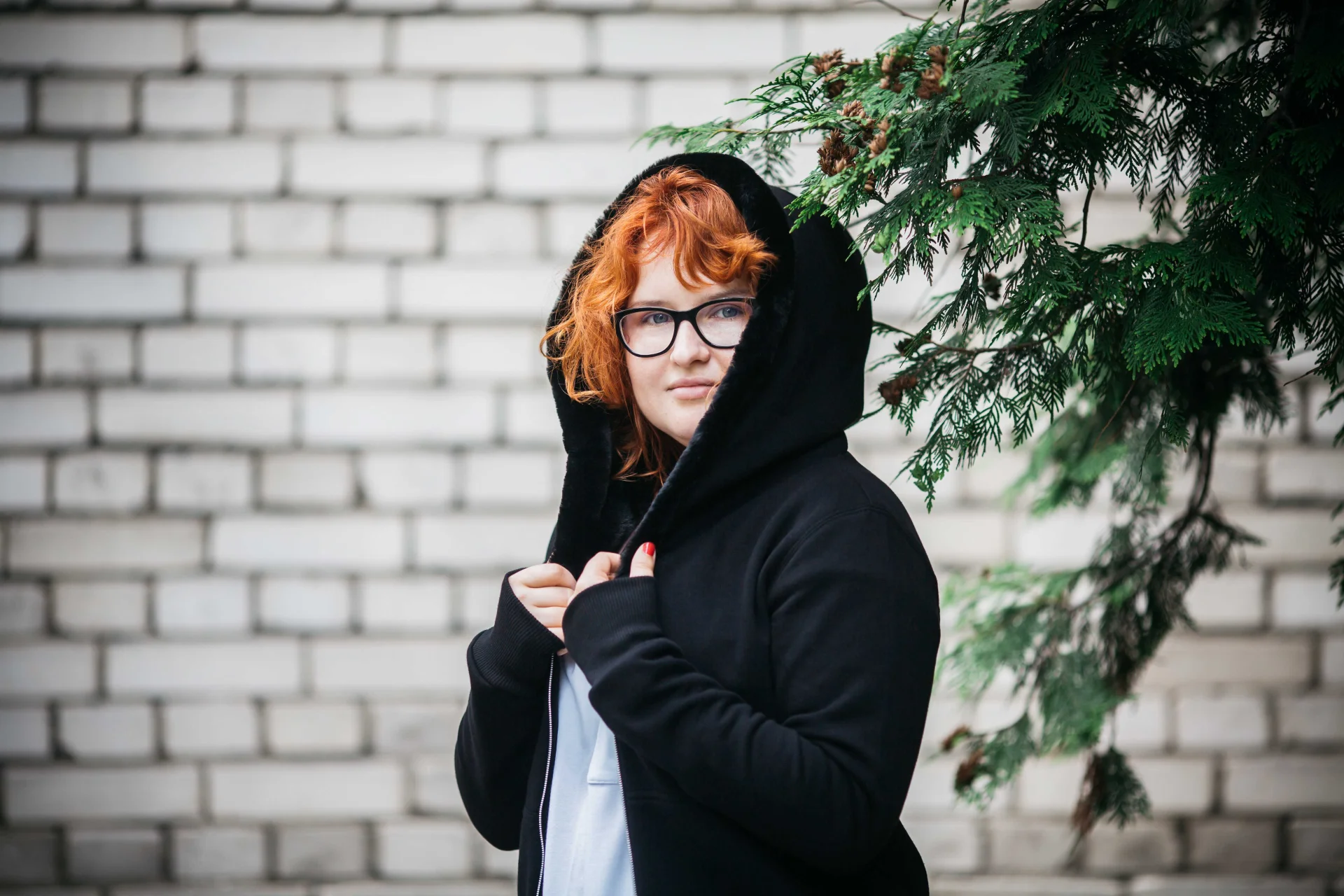 Ania Dryjańska ma na sobie czarny MIŚ YOU - 369 zł i biały LOVER SIZE – 189 zł