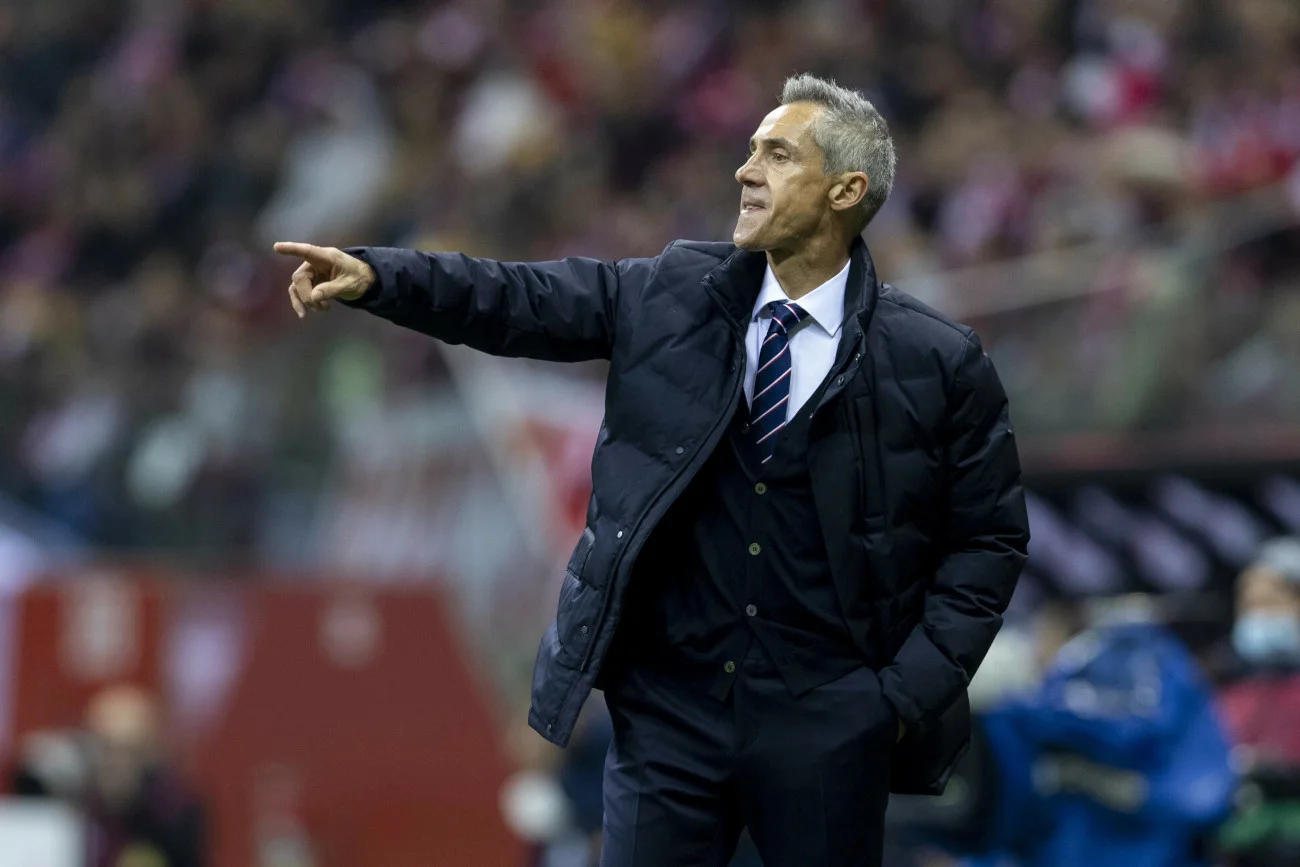 Paulo Sousa od stycznia 2021 roku jest trenerem Biało-Czerwonych. Czy będzie nim po barażach do MŚ 2022?