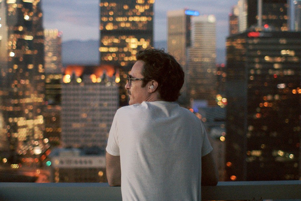 Mężczyźni również zmagają się z tym, co spotyka kobiety.