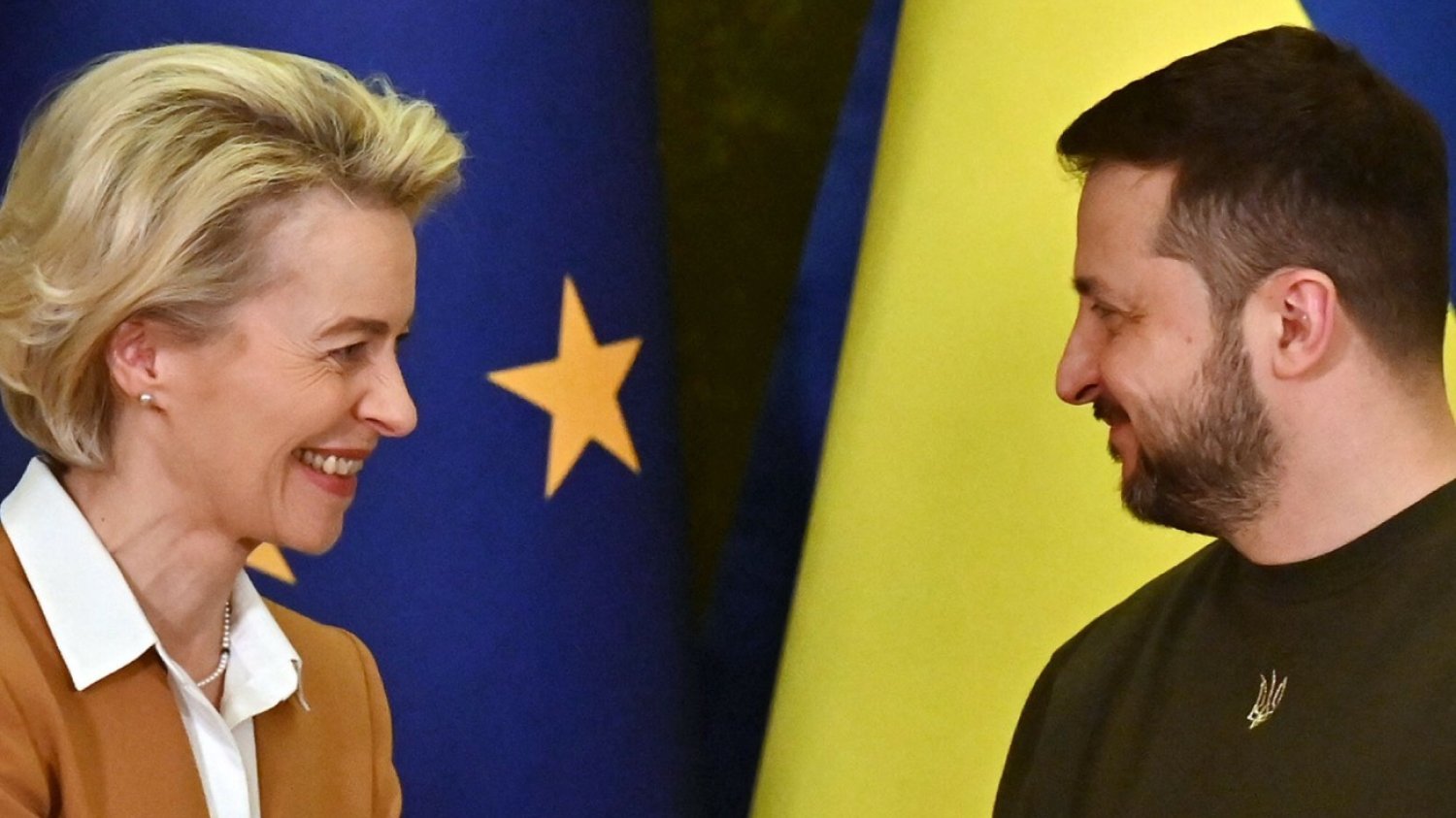 Ursula von der Leyen i Wołodymyr Zełenski
